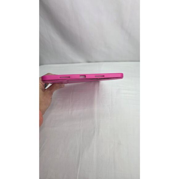 Pink Trifold 11" Case For iPad Pro M5 2025 M4 2024 Model A2836/A2837/A3006) - Picture 10 of 11